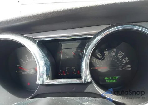 2005 Ford Mustang Gt Deluxe/Gt Premium z USA, uszkodzony, nr VIN 1ZVHT82H455132441